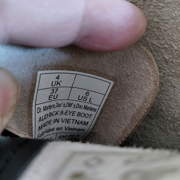 DR. MARTENS Gray Nappa Leather Audrick 8-Eye Platform Laced Boots. - Picture 12 of 16